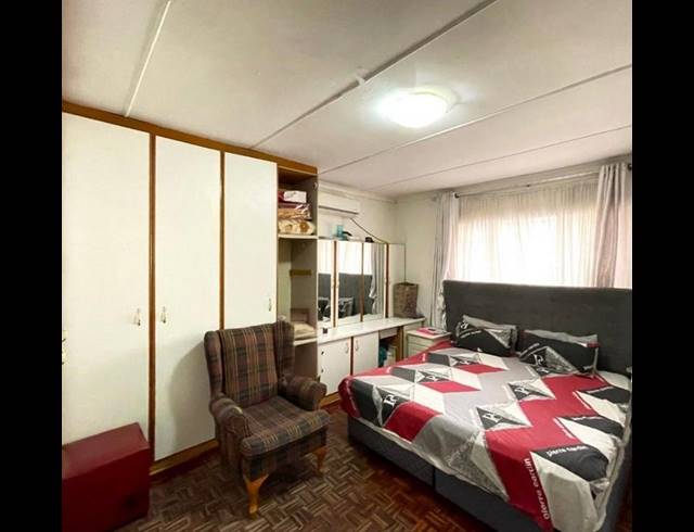 3 BEDROOM PROPERTY TO RENT IN BLUFF